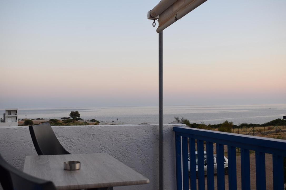 Katovigli Seaview Apartment Makrýgialos 外观 照片